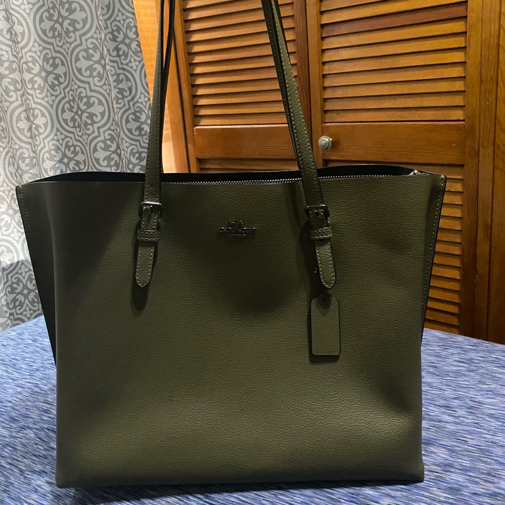 Coach Mollie Tote